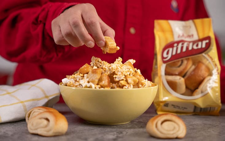 Sticky popcorn med Gifflar Vanilj - Recept | Pågen