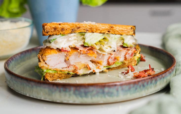 Ceasarsallad-sandwich med RågLevain - Recept | Pågen