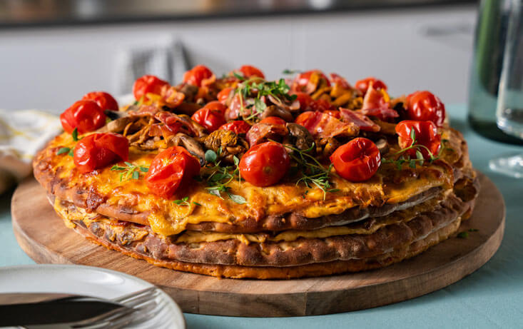 Varm smörgåstårta med svamp och bacon - Recept | Pågen