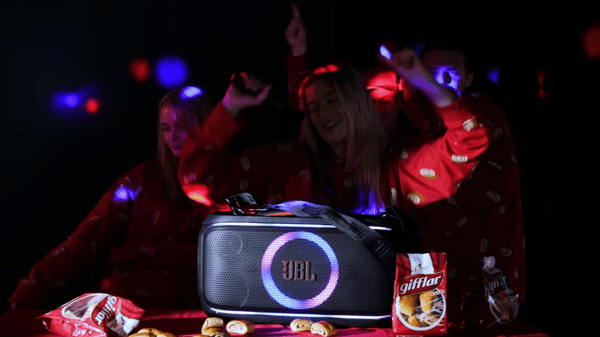Gifflar Höstkampanj - Vinn JBL Högtalare och merch!