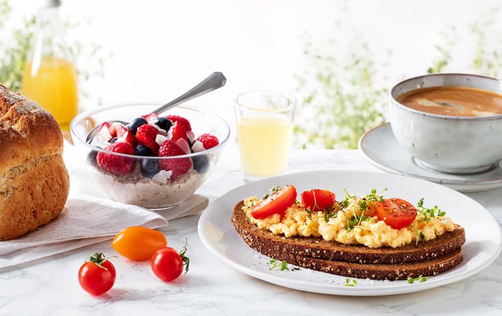 Äggmacka med chiagröt och ingefärsshot